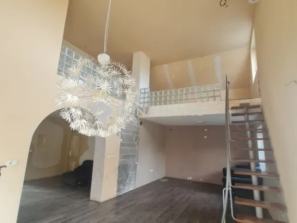 Eladó ház Kerepes 244 nm