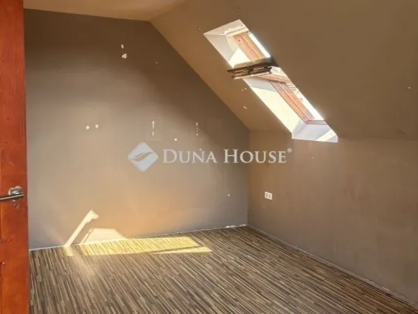 Eladó ház Kerepes 244 nm