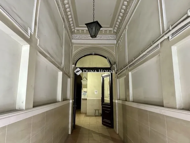 Eladó lakás Budapest V. kerület 158 nm