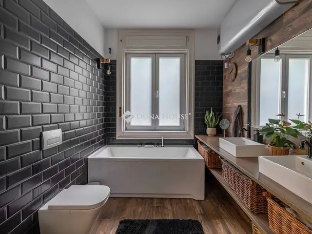 Eladó lakás Budapest XIV. kerület, Istvánmező 128 nm