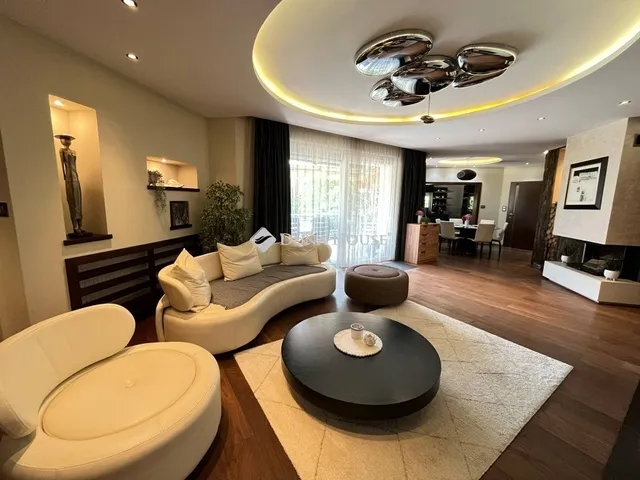 Eladó ház Kőszeg 356 nm