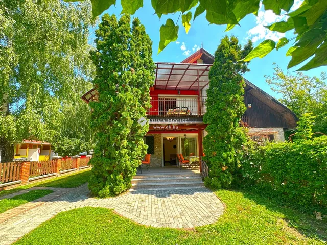 Eladó ház Szántód 195 nm