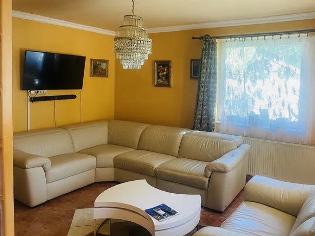 Eladó ház Budapest XVIII. kerület 235 nm