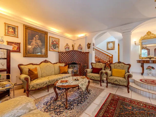 Eladó ház Szentendre 220 nm