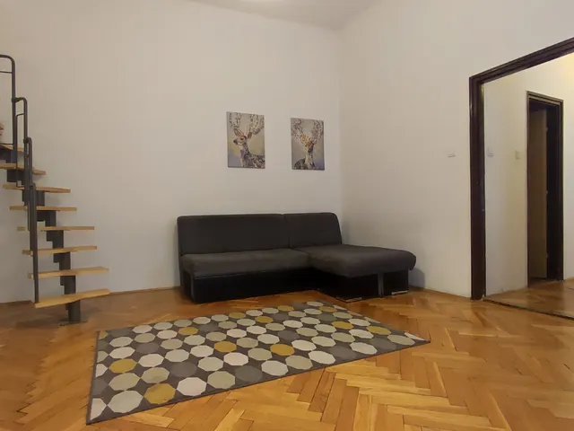 Eladó lakás Budapest VI. kerület, Nagykörúton kívüli terület 57 nm