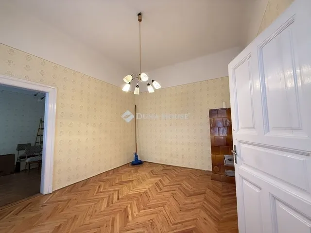 Eladó lakás Budapest VI. kerület 51 nm