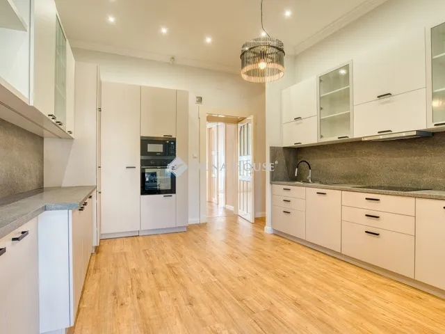 Eladó lakás Budapest XIII. kerület 103 nm