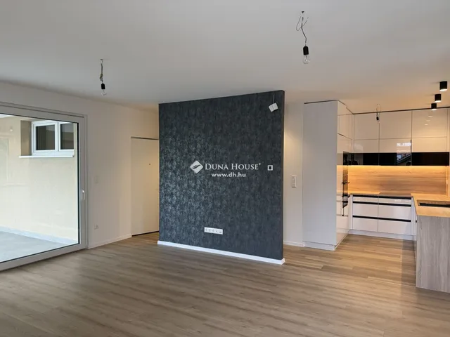 Eladó lakás Budapest XIX. kerület, Kertváros 107 nm