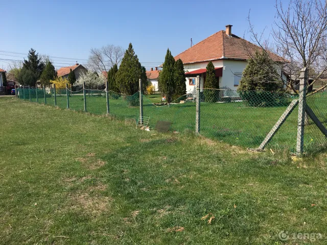 Eladó telek Mezőtúr, Vágóhidikert, Faragó Bálint utca 758 nm