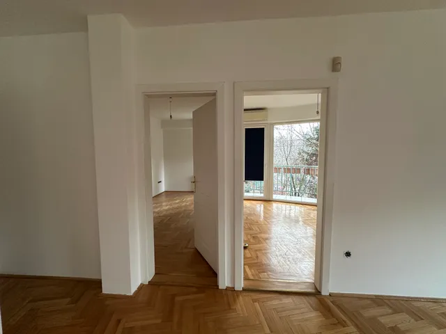 Kiadó kereskedelmi és ipari ingatlan Budapest III. kerület, Óbuda, Bécsi út 163. 189 nm