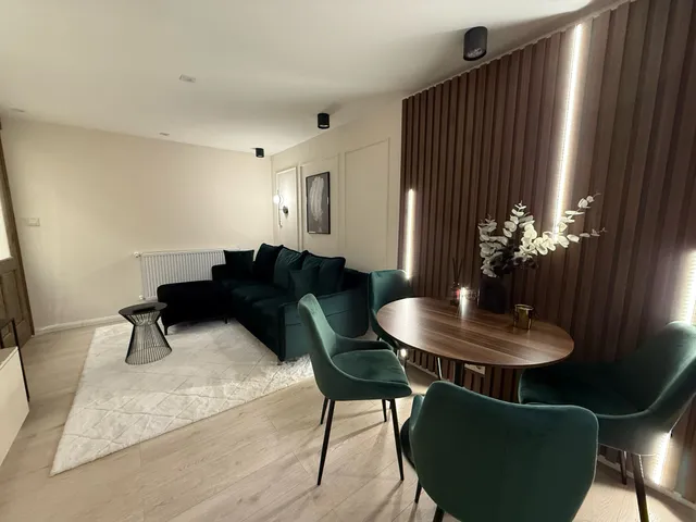Eladó lakás Budapest VI. kerület, Diplomatanegyed, Hunyadi tér 60 nm