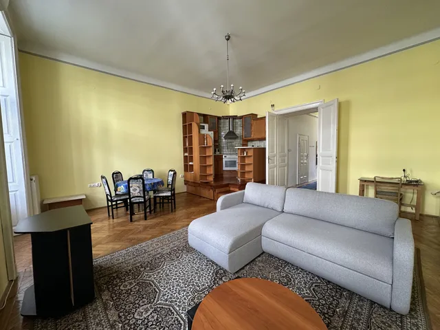 Kiadó lakás Budapest VIII. kerület, Palotanegyed 65 nm