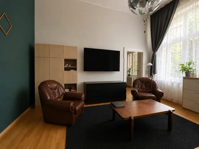Eladó lakás Budapest VI. kerület, Nagykörúton belüli terület, Liszt Ferenc tér 5. 68 nm