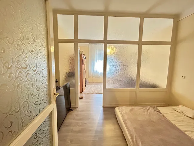 Eladó lakás Budapest VIII. kerület, Kerepesi út 42 nm