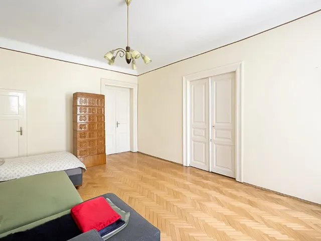 Eladó lakás Budapest VI. kerület 71 nm