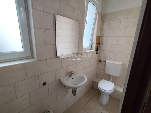 Eladó lakás Budapest VI. kerület 78 nm