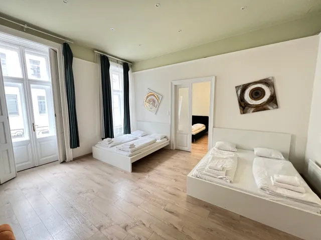 Eladó lakás Budapest VI. kerület 86 nm