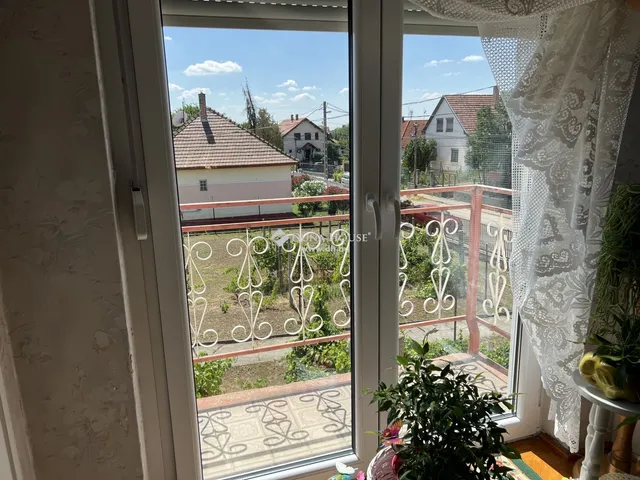 Eladó ház Budapest XXI. kerület, nincs megadva 380 nm