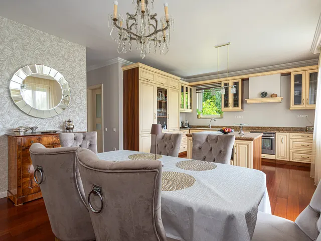 Eladó ház Budapest II. kerület 270 nm