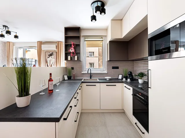 Eladó lakás Budapest VII. kerület, Belső-Erzsébetváros, Akácfa 69 nm