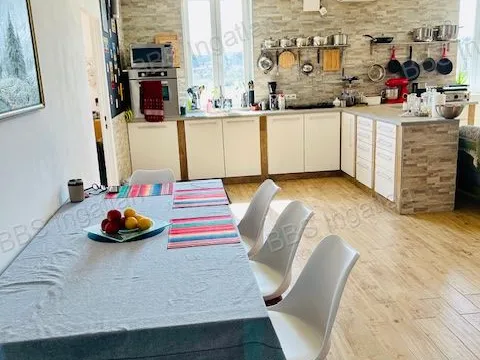 Eladó ház Veszprém, Jutaspuszta 499 nm