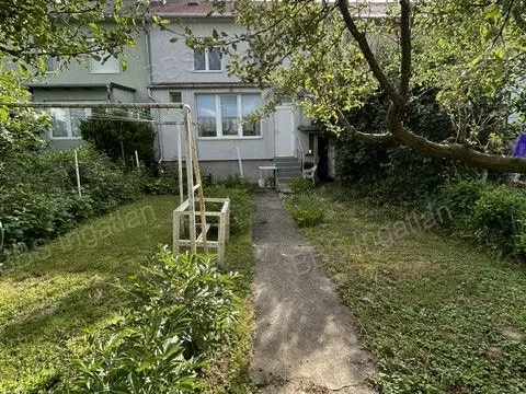 Eladó ház Veszprém, Egry József utcai lakótelep 106 nm