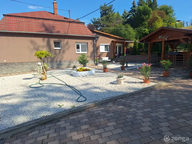 Eladó ház Bátonyterenye 146 nm