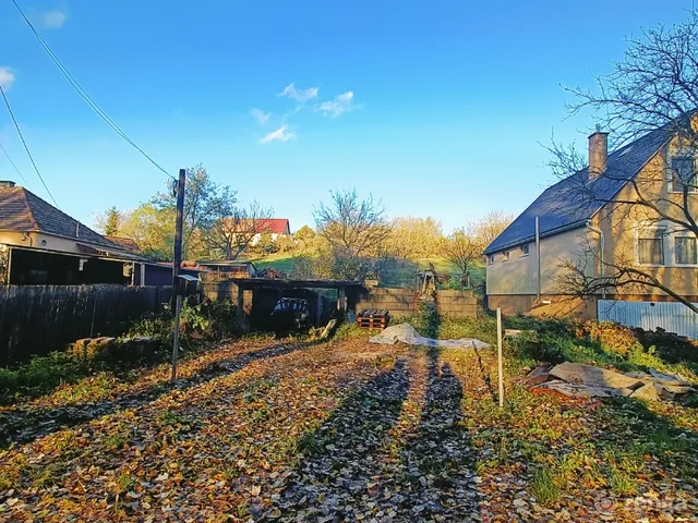 Eladó telek Óbarok 1204 nm