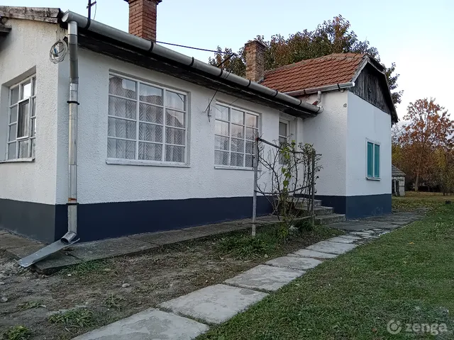 Eladó ház Tiszacsege 60 nm