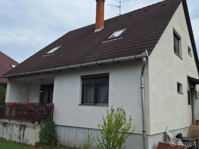 Eladó ház Veszprém, Jutaspuszta 186 nm