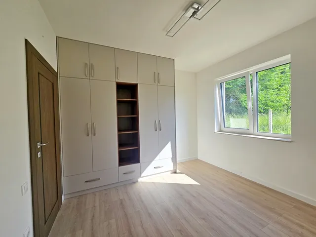 Kiadó ház Debrecen, Pallag 204 nm