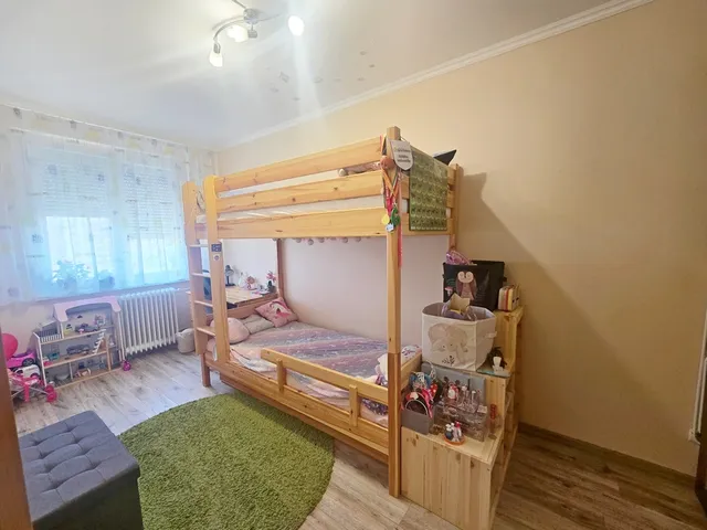 Eladó lakás Debrecen, Vénkert 54 nm