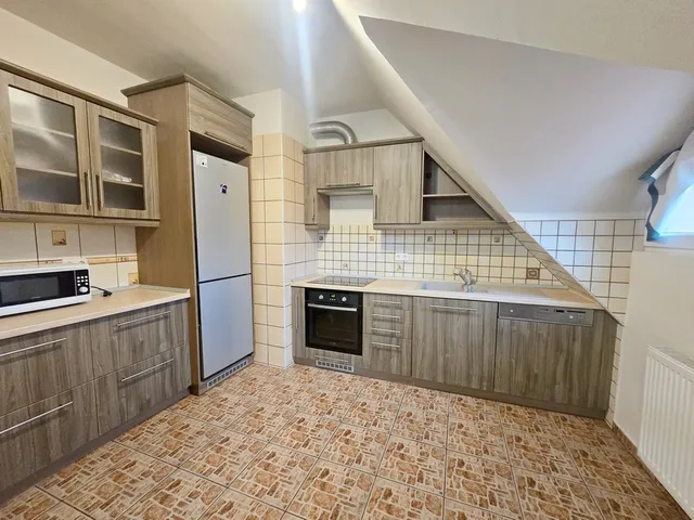 Kiadó lakás Debrecen, Egyetemváros 68 nm