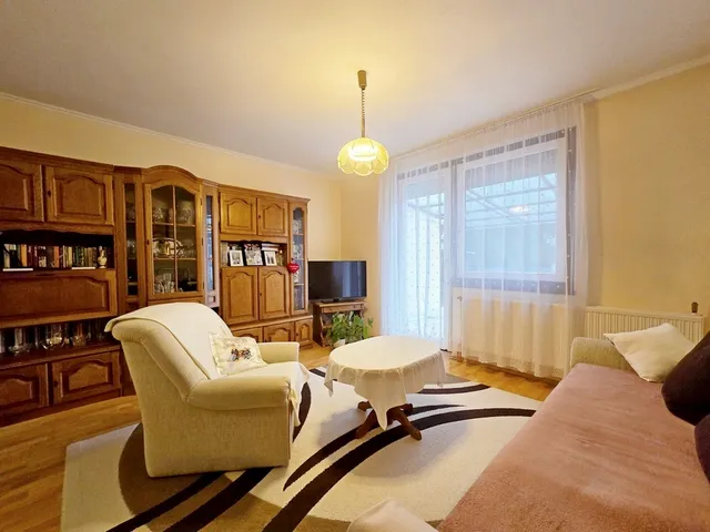 Eladó ház Debrecen, Veres Péter-kert 100 nm