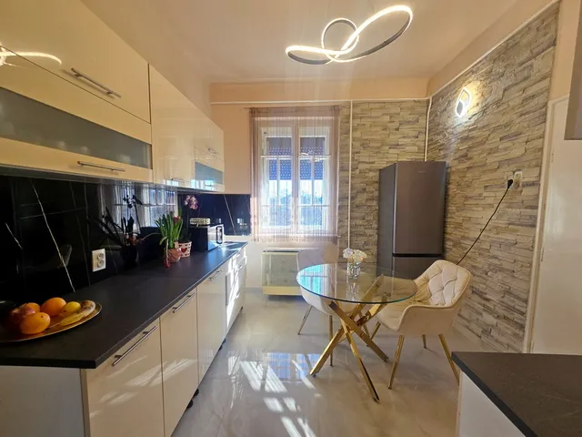 Eladó lakás Debrecen, Belváros 70 nm