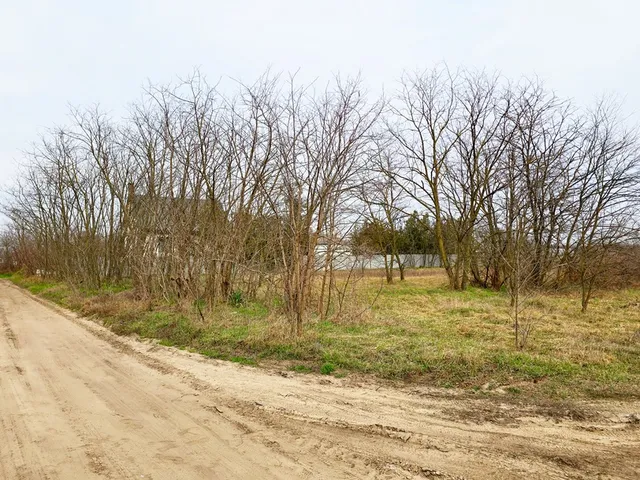 Eladó telek Debrecen, Meggyeskert 1600 nm