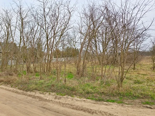 Eladó telek Debrecen, Meggyeskert 1600 nm