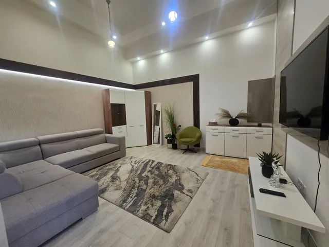 Kiadó lakás Debrecen, Belváros 56 nm