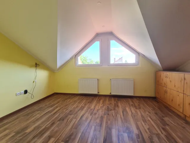 Kiadó ház Debrecen, Belváros 82 nm