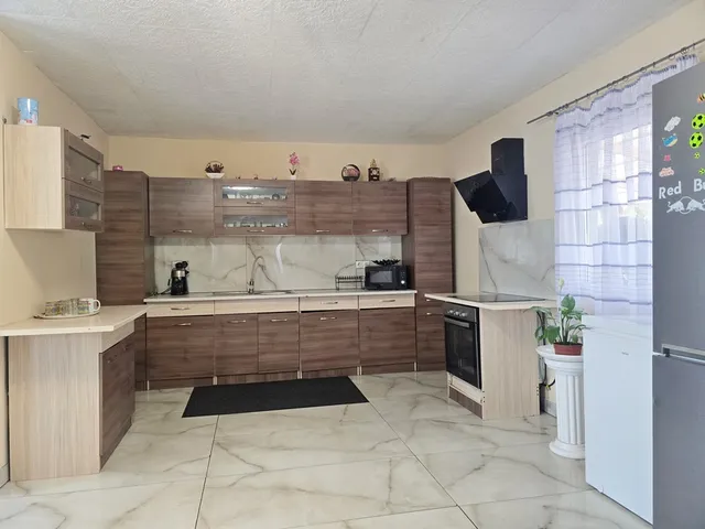 Eladó ház Debrecen, Biczó István-kert 85 nm