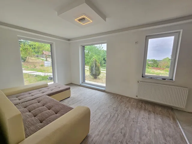 Eladó ház Hajdúsámson-Martinka 80 nm