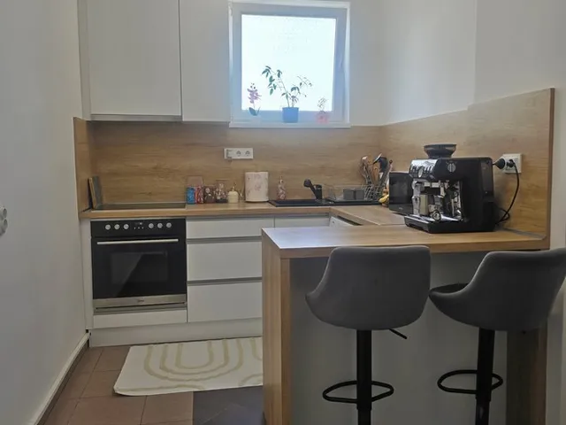Eladó lakás Debrecen, Libakert 52 nm