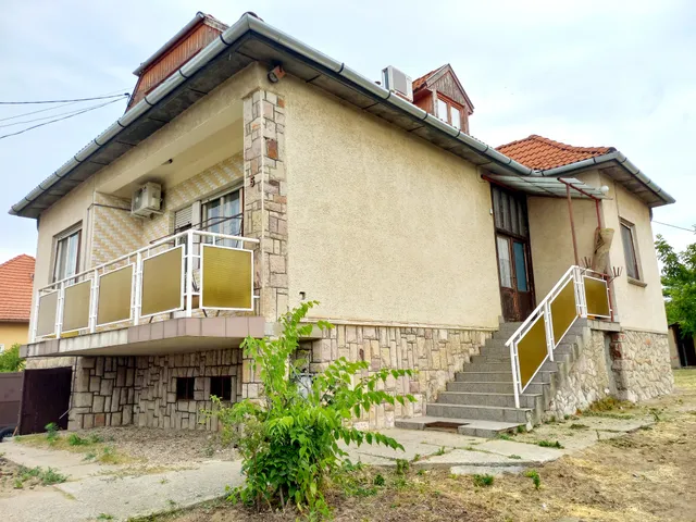 Eladó ház Erdőkertes 100 nm