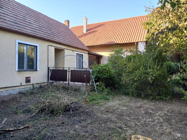 Eladó ház Erdőkertes 148 nm