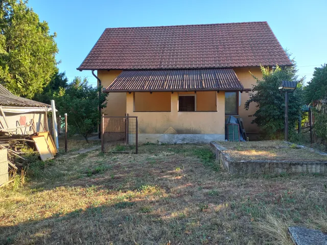 Eladó ház Erdőkertes 148 nm