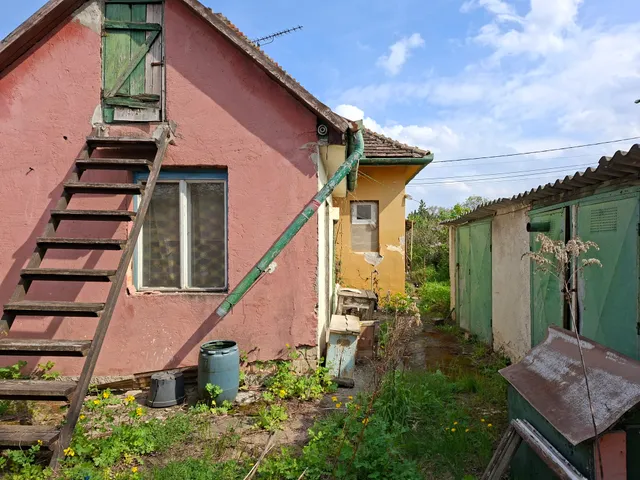 Eladó telek Erdőkertes, Reveteg 1307 nm