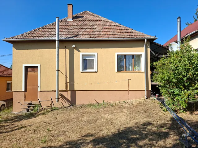 Eladó ház Erdőkertes 76 nm