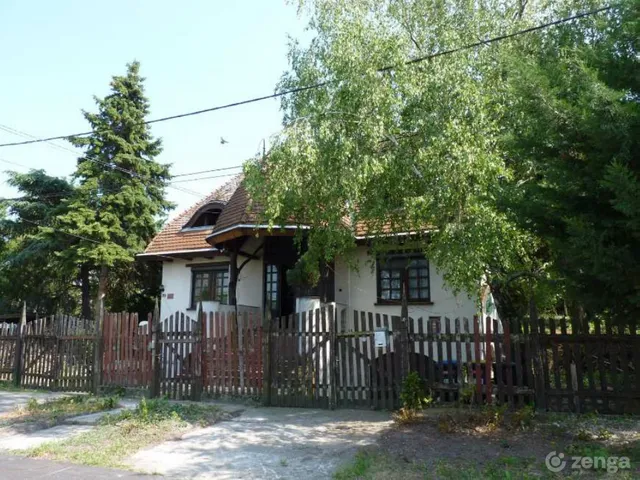 Eladó ház Budapest X. kerület, Felsőrákos 240 nm