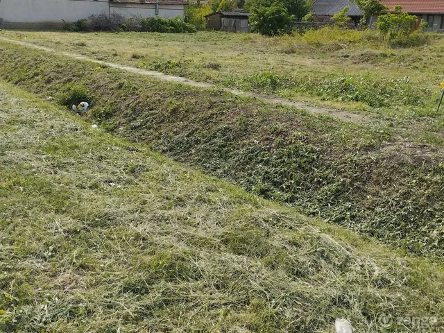 Eladó telek Törökszentmiklós, Radnóthi ut 802 nm