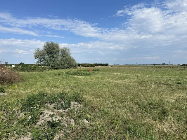 Eladó telek Iszkaszentgyörgy 1800 nm